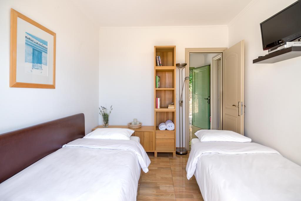 Eleonas Holiday Houses Gialova Buitenkant foto